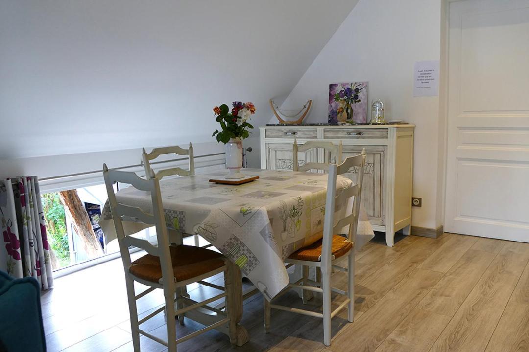 Le Cosy De Roseline Apartment Sezanne Exterior photo